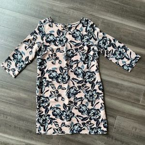 Floral quarter length sleeve dress -size small